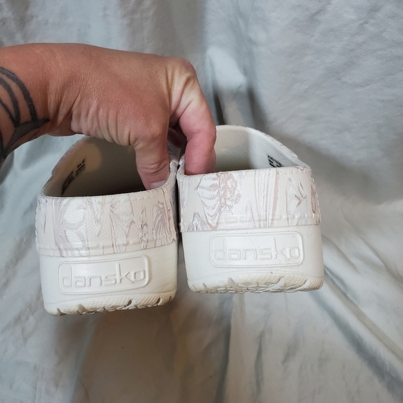 COPY - Dansko Women's molded sea shells EVA clog size 40 - Picture 5 of 10